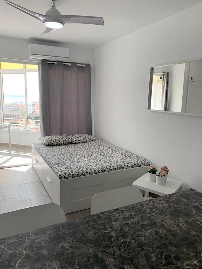 شقة Studio With Sea Views In توريمولينوس المظهر الخارجي الصورة